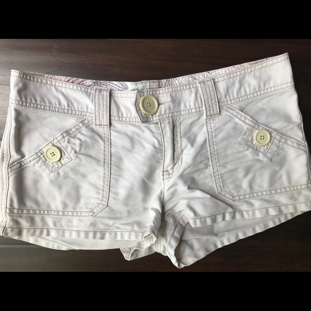 HOLLISTER Light Beige/Tan Short Shorts